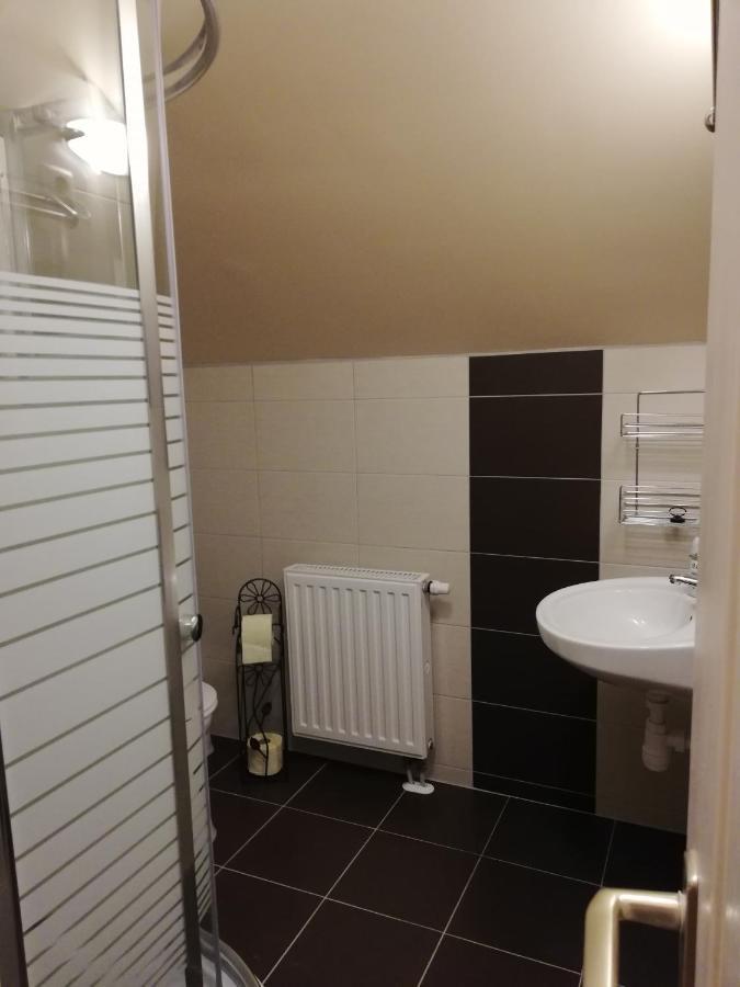 Voelgy Apartman Eger Eksteriør bilde
